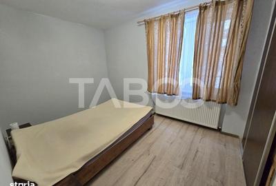 Apartament cu 2 camere semidecomandat, mobilat în Terezian