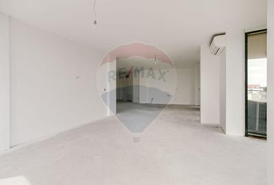 Apartament cu 3 camere semidecomandat în Subcetate - 2