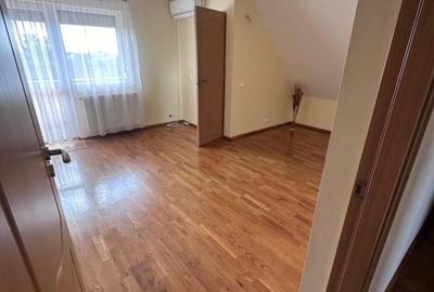 Casă cu grădină, foișor și garaj dublu de vânzare - zona Cicârlău - 9