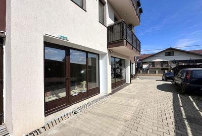 Spațiu comercial, de 60 mp, în Central - 4