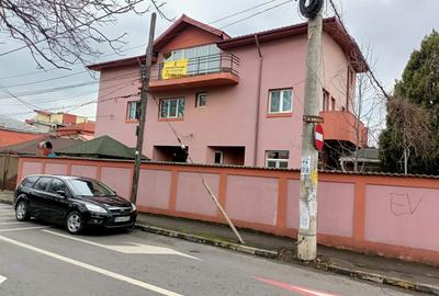 Casă individuală cu 7 camere cu Teren 270 Mp în Rahova - 2