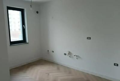 Apartament cu 2 camere semidecomandat, mobilat în Central - 2