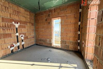 Duplex cu 3 camere si teren de 247 mp de vanzare in localitatea Sacalaz - 2