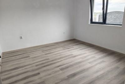 Casă cu 3 camere în Breasta - 3