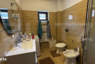 Casă cu 5 camere semidecomandat cu Teren 783 Mp în Cârcea - 13