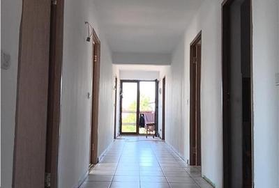 Casă individuală cu 8 camere cu Canalizare în Lunca Cetățuii - 17