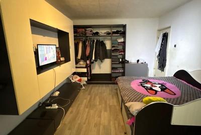 Apartament 3 camere Nicolina - Orientului - 1