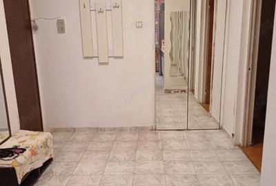 Apartament cu 4 camere semidecomandat, mobilat în Rahova