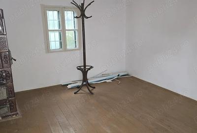 Casă cu 2 camere cu Teren 650 Mp în Central - 9