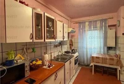 Apartament cu 3 camere decomandat în Uzina 2 - 5
