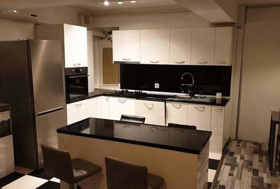 Apartament cu 3 camere decomandat în Lacul Morii - 2