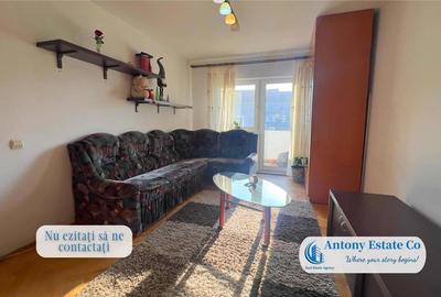 Apartament cu 3 camere decomandat în Nufărul