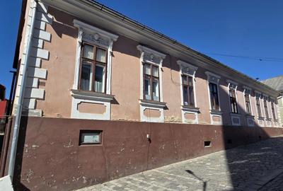 Casă cu 3 camere în Abrud - 2