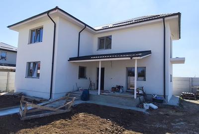 FARA COMISIOANE in Bacu casa cu 5 camere 2 bai P+1+pod terasa finisaje la cheie - 1