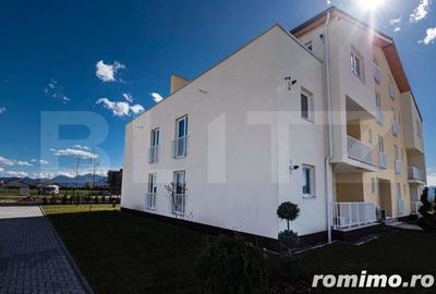 Apartament cu 3 camere decomandat în Sânpetru - 2