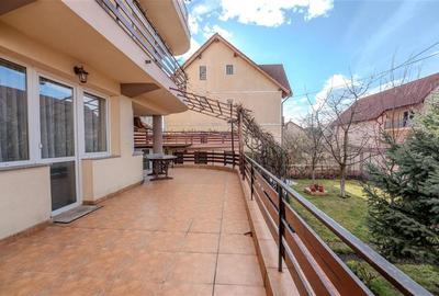 Hotel/Pensiune, de 480 mp, în Tractorul - 24