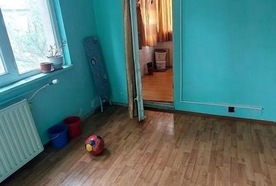 Apartament cu 2 camere decomandat în Rovine - 1