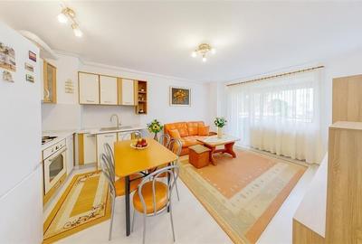 Apartament cu 2 camere, mobilat în Tractorul