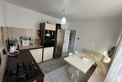 Casa tip duplex P+E cu garaj  mobilata si utilata complet! - 4