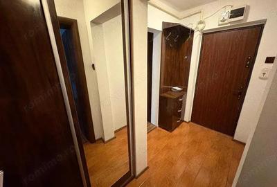 Oportunitate! Garsoniera, 35 mp, decomandata, balcon, langa metrou, zona Titan Oportunitate! Garsoniera, 35 mp, decomandata, balcon, langa metrou, zona Titan - 6