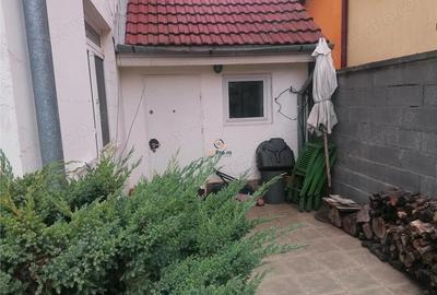 Casă cu 3 camere cu Teren 618 Mp în Girocului - 8