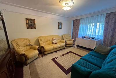 Apartament trei camere - Zona Gară-Longinescu - 2