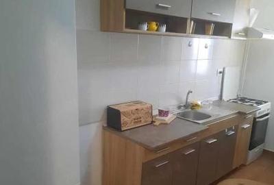 Garsonieră decomandată în Berceni