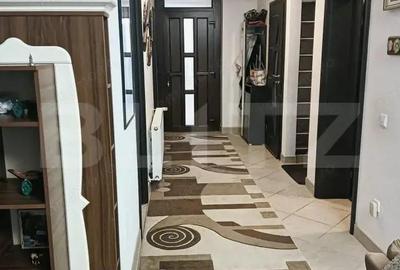 Casa individuala cu 5 camere, 240 mp, 12,8 ari teren, zona nord - 10