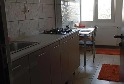 Garsonieră decomandată în Vitan - 4