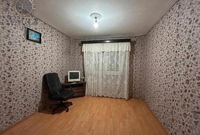Apartament cu 3 camere semidecomandat în Pantelimon