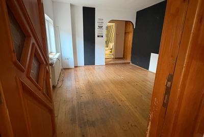 Casă individuală cu 6 camere cu Teren 203 Mp în Coiciu - 12