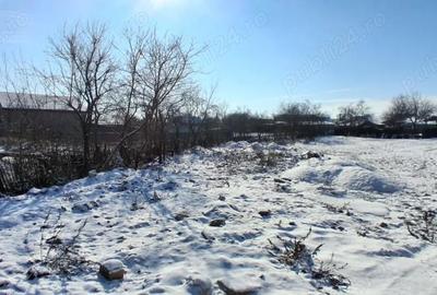 Teren de 835 mp, în Central - 3