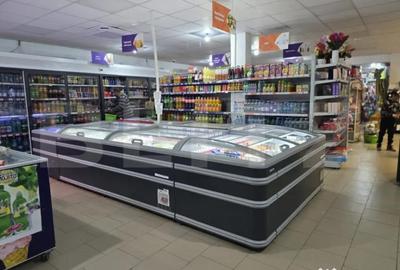 Spațiu comercial, de 300 mp, în Central