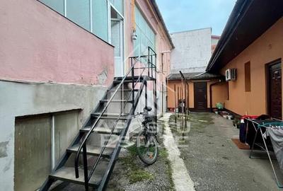 Apartament 2 camere,curte comuna,zona Complexul Studentesc - 10