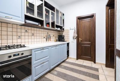 Apartament cu 6 camere decomandat, mobilat în Armeneasca - 8