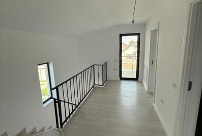 Casă individuală cu 4 camere cu Canalizare în Pantelimon - 9