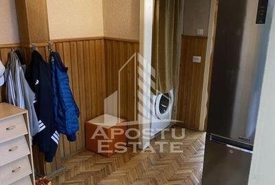 Apartament cu 2 camere decomandat în Lipovei