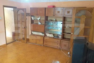 Apartament 3 camere, 70 mp, zona Micro 11 - 1