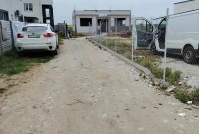 Casă cu 3 camere cu Teren 400 Mp în Central