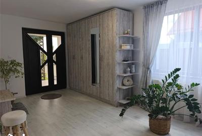 Casă cu 4 camere cu Teren 720 Mp în Criș - 17