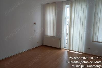 Apartament cu 6 camere în Central - 4