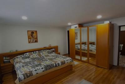 Casă cu 7 camere cu Teren 960 Mp în Câmpineanca - 14
