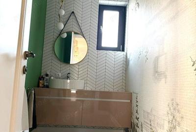 Casă cu 4 camere cu Teren 1000 Mp în Central - 4