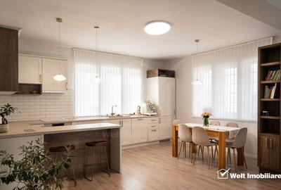 Casa moderna cu panorama superba in Dezmir Casa moderna cu panorama superba in Dezmir - 1