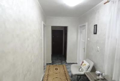 Apartament cu 3 camere decomandat în Central - 2