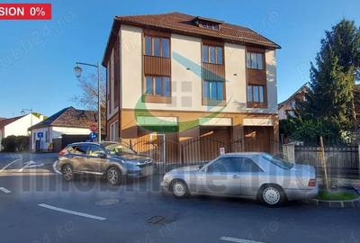 Casă cu 6 camere cu Teren 200 Mp în Central - 2