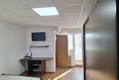 Garsonieră decomandată în Nicolina - 3