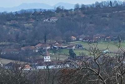 Casă cu 3 camere semidecomandat în Avram Iancu - 1