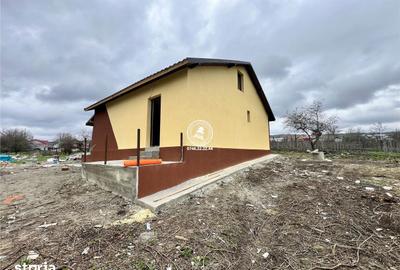 Casă cu 3 camere cu Teren 500 Mp în Voinești - 12
