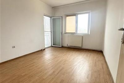 Apartament cu 4 camere decomandat în Km 4-5 - 3